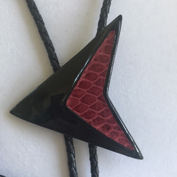 Vintage 80s/90s Hand Crafted Ceramic Bolo Tie and Earrings Set - Picture 5 of 9